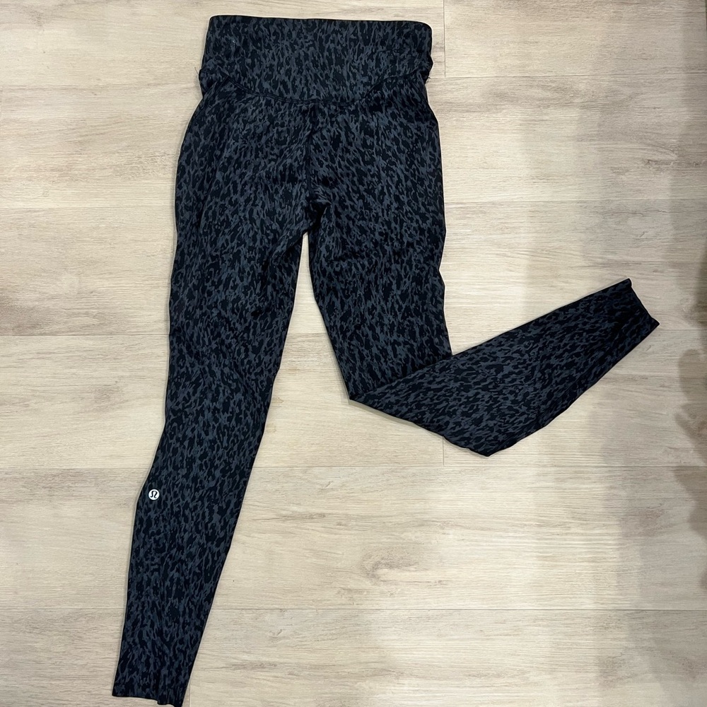 Lululemon Black Patterned Leggings